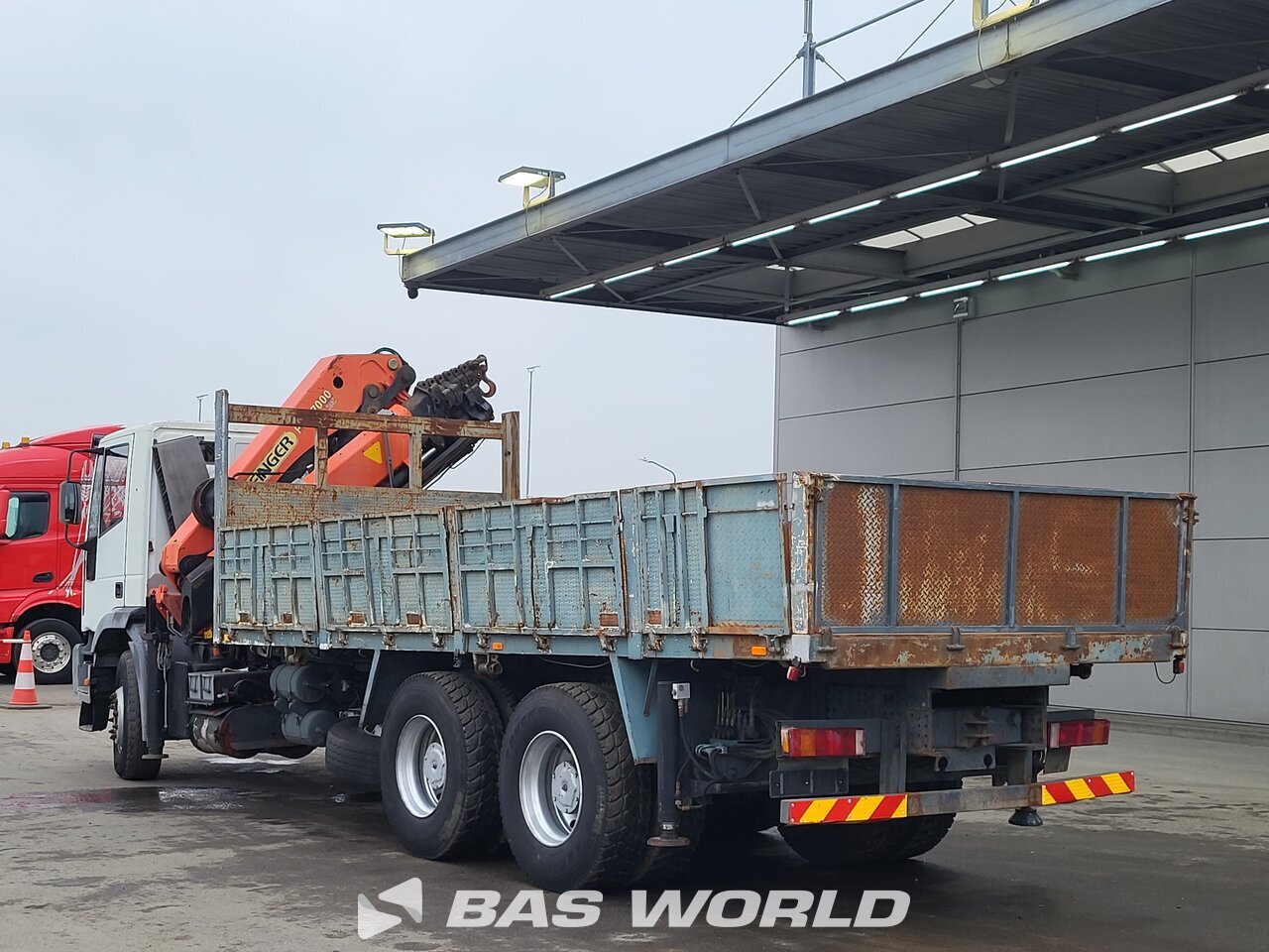 Other : Iveco 260E30H Flak lastbilar