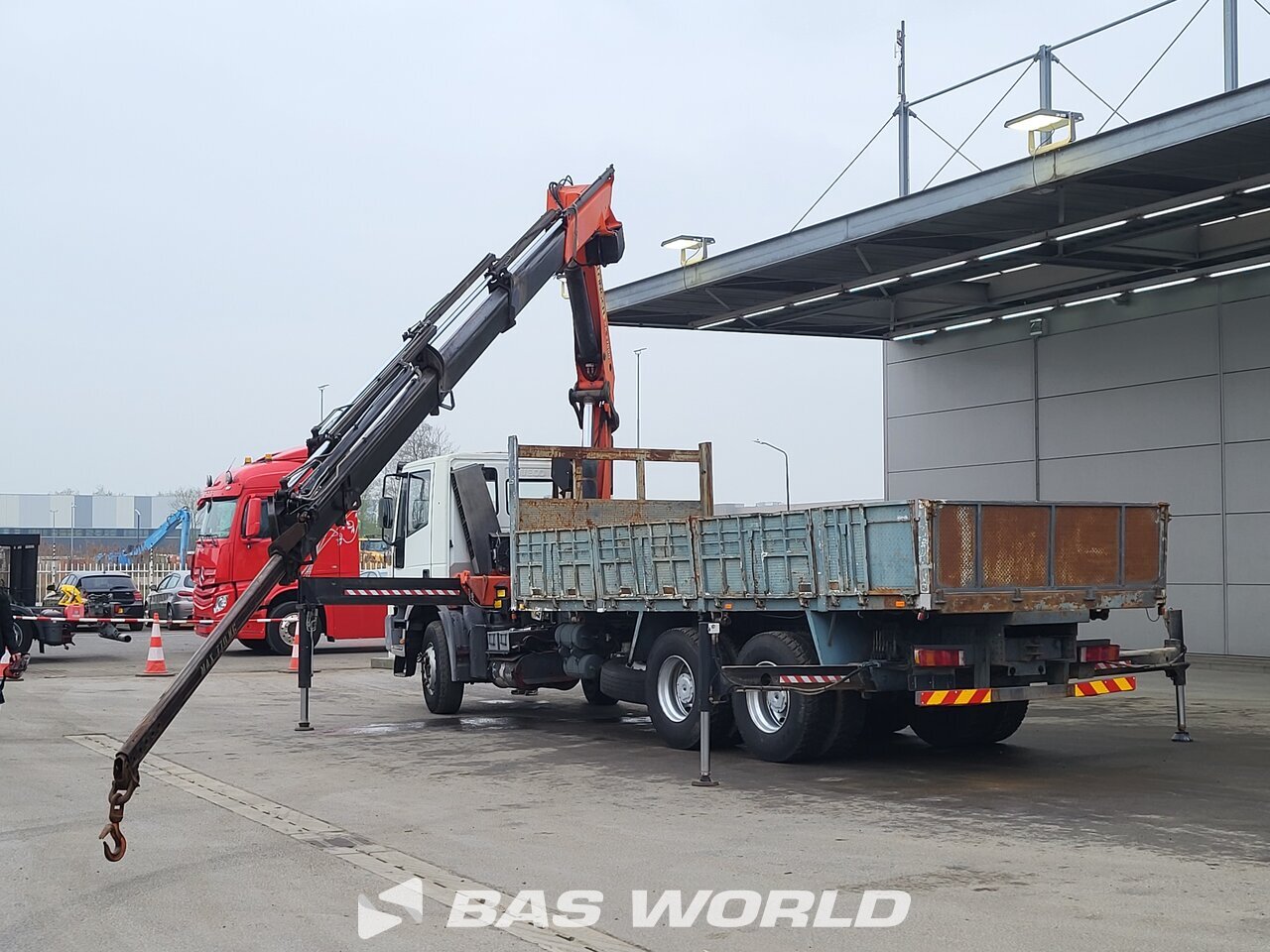 Other : Iveco 260E30H Flak lastbilar