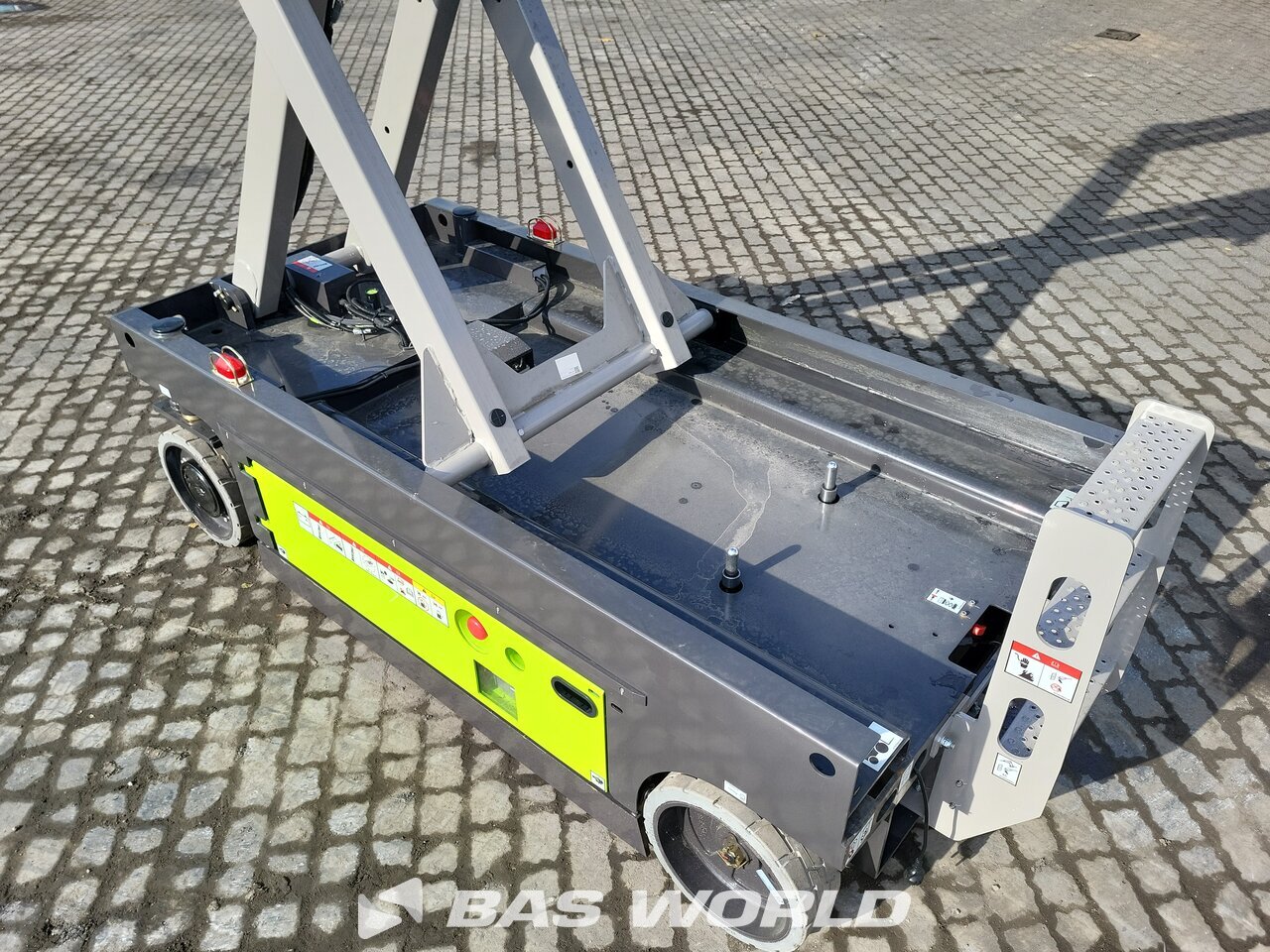 Other : Zoomlion ZS0812AC-Li Saxlift
