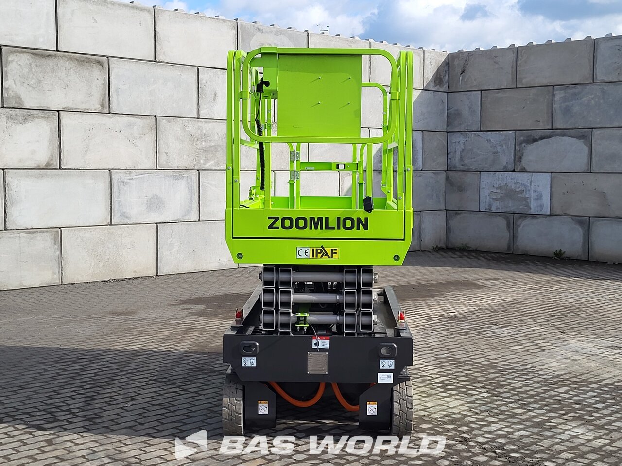Other : Zoomlion ZS0812AC-Li Saxlift