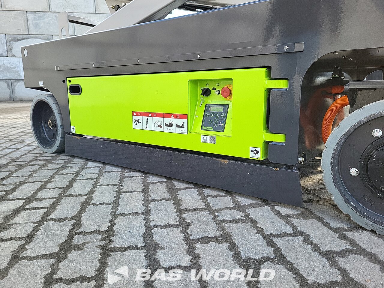 Other : Zoomlion ZS0812AC-Li Saxlift