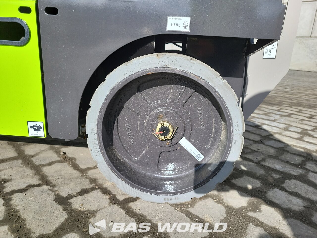 Other : Zoomlion ZS0812AC-Li Saxlift