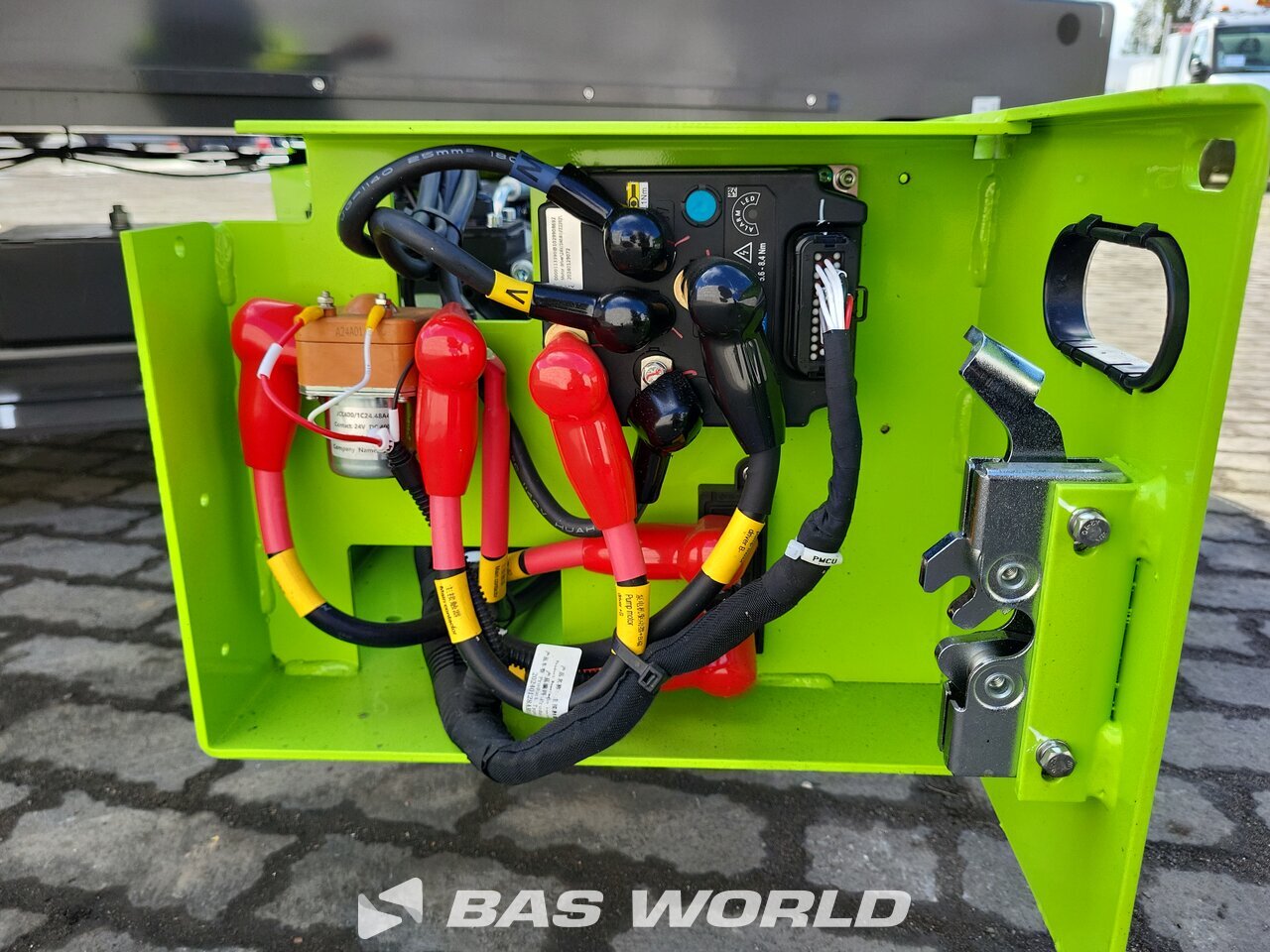 Other : Zoomlion ZS0812AC-Li Saxlift