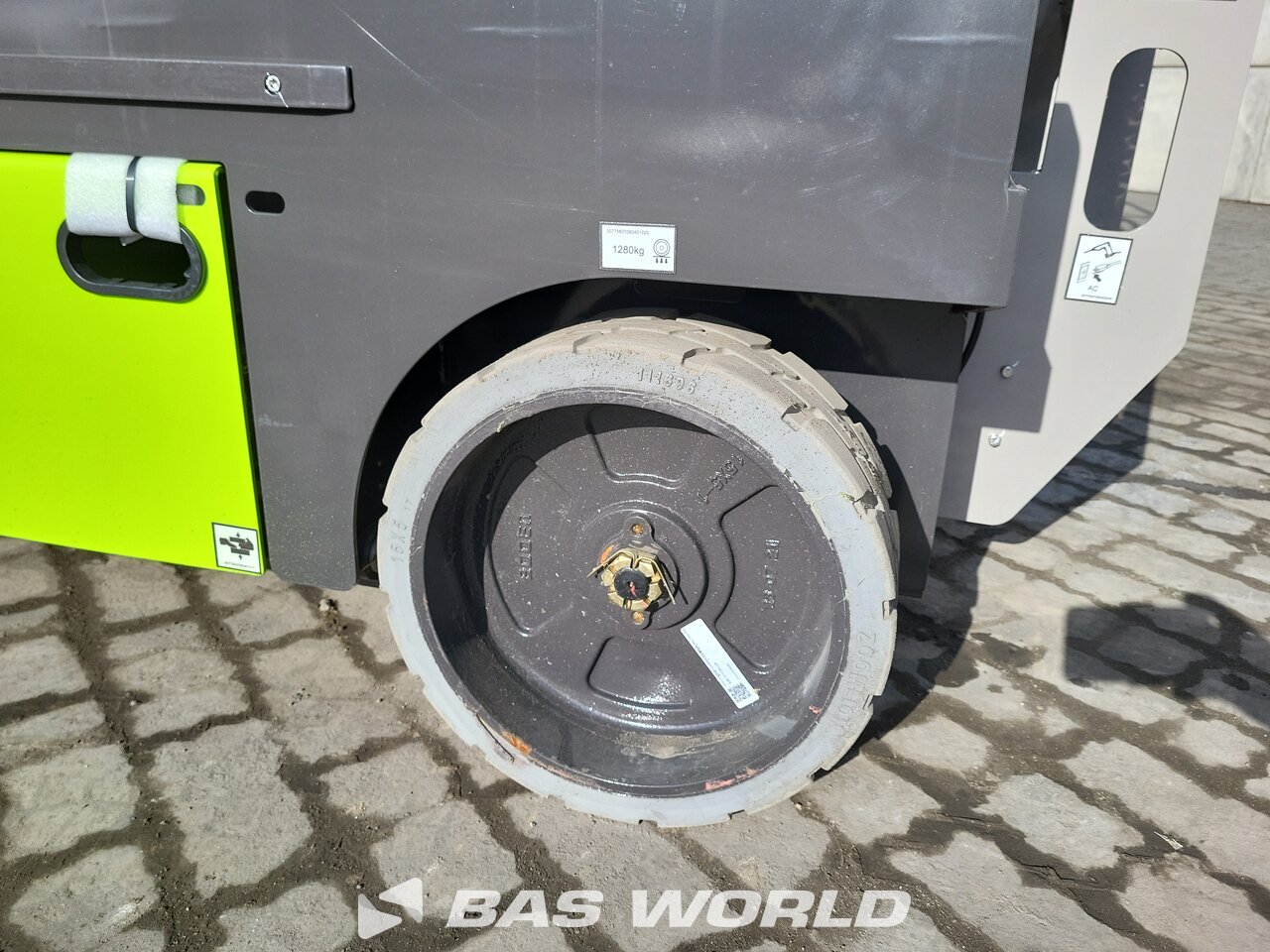 Other : Zoomlion ZS1212AC-Li Saxlift