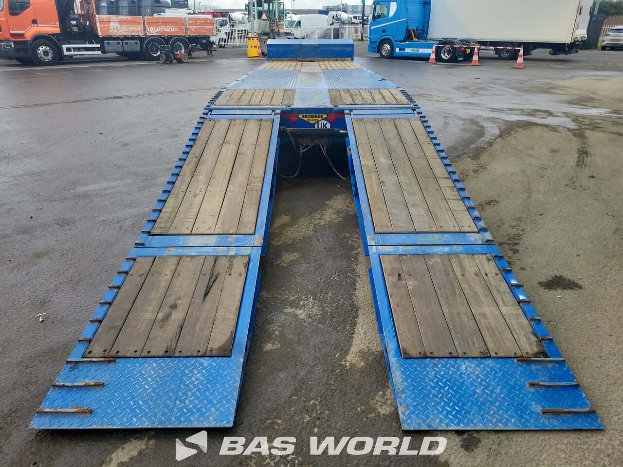 Other : Broshuis 3ASD-18-30/0 Semirimorchio pianale ribassato