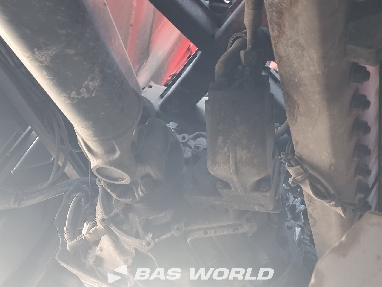 Other : شاحنة ومقطورة
