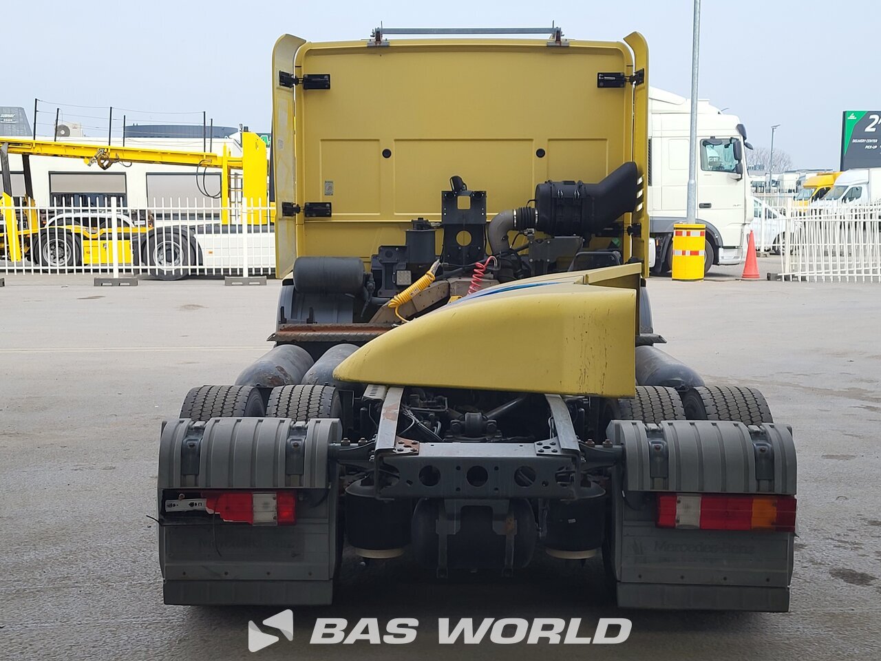 Other : Mercedes Econic 1828 Влекач