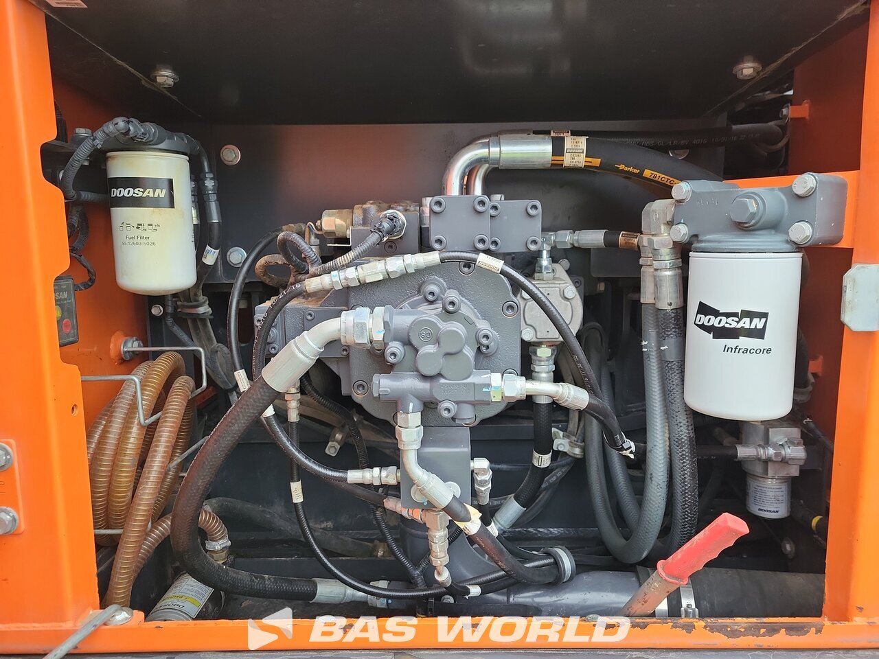 Other : Doosan DX235 LC-5 Bageri gusjeničari