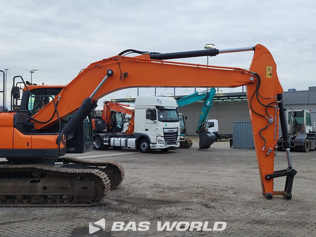 Other : Doosan DX235 LC-5 верижен багер