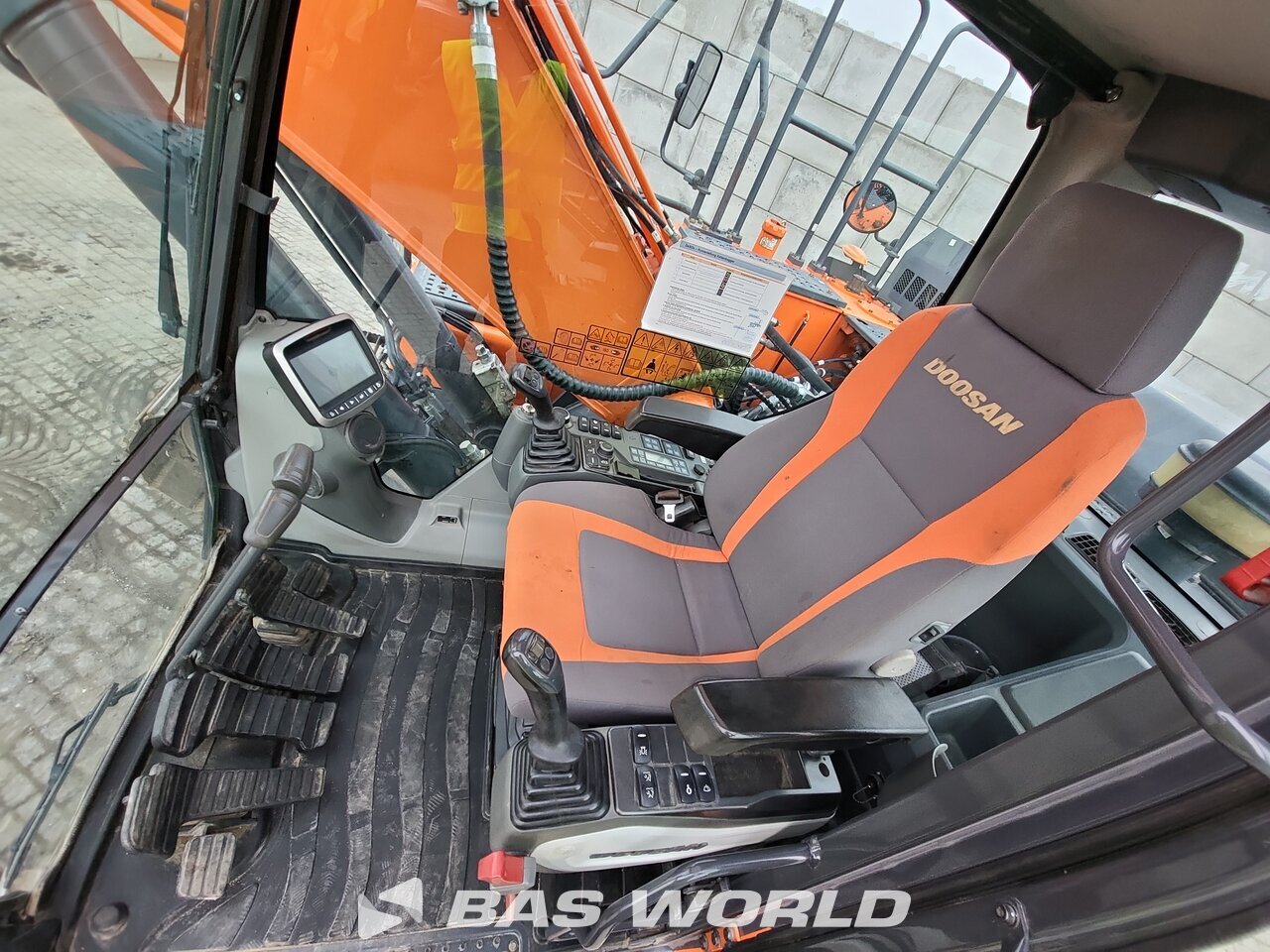 Other : Doosan DX235 LC-5 верижен багер