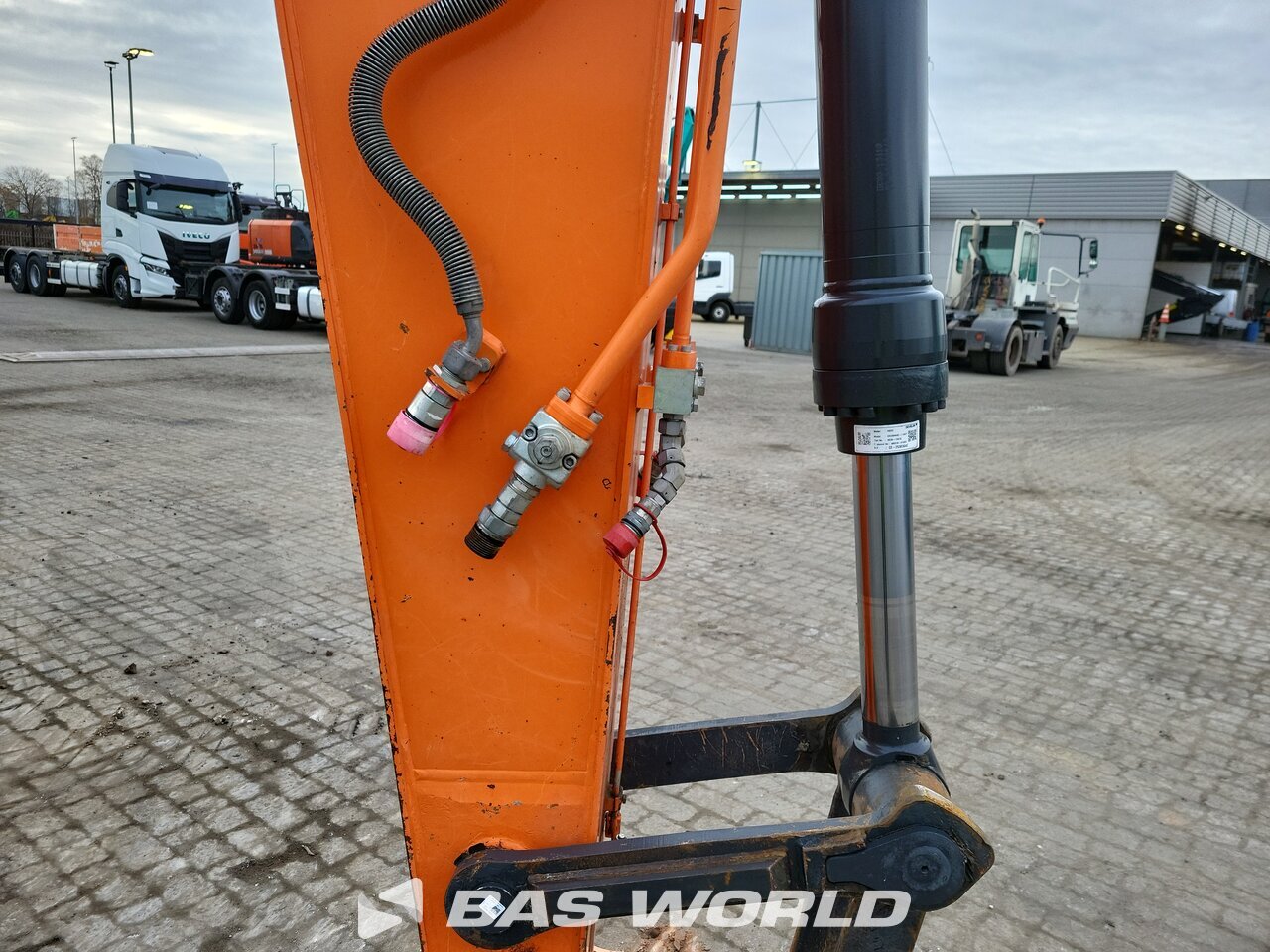 Other : Doosan DX235 LC-5 верижен багер