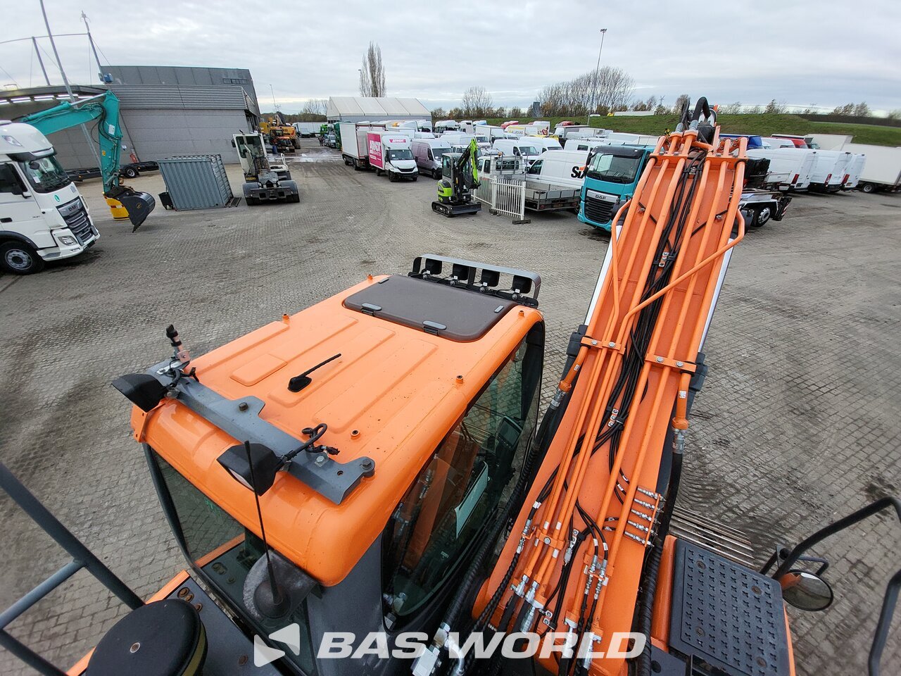 Other : Doosan DX235 LC-5 верижен багер
