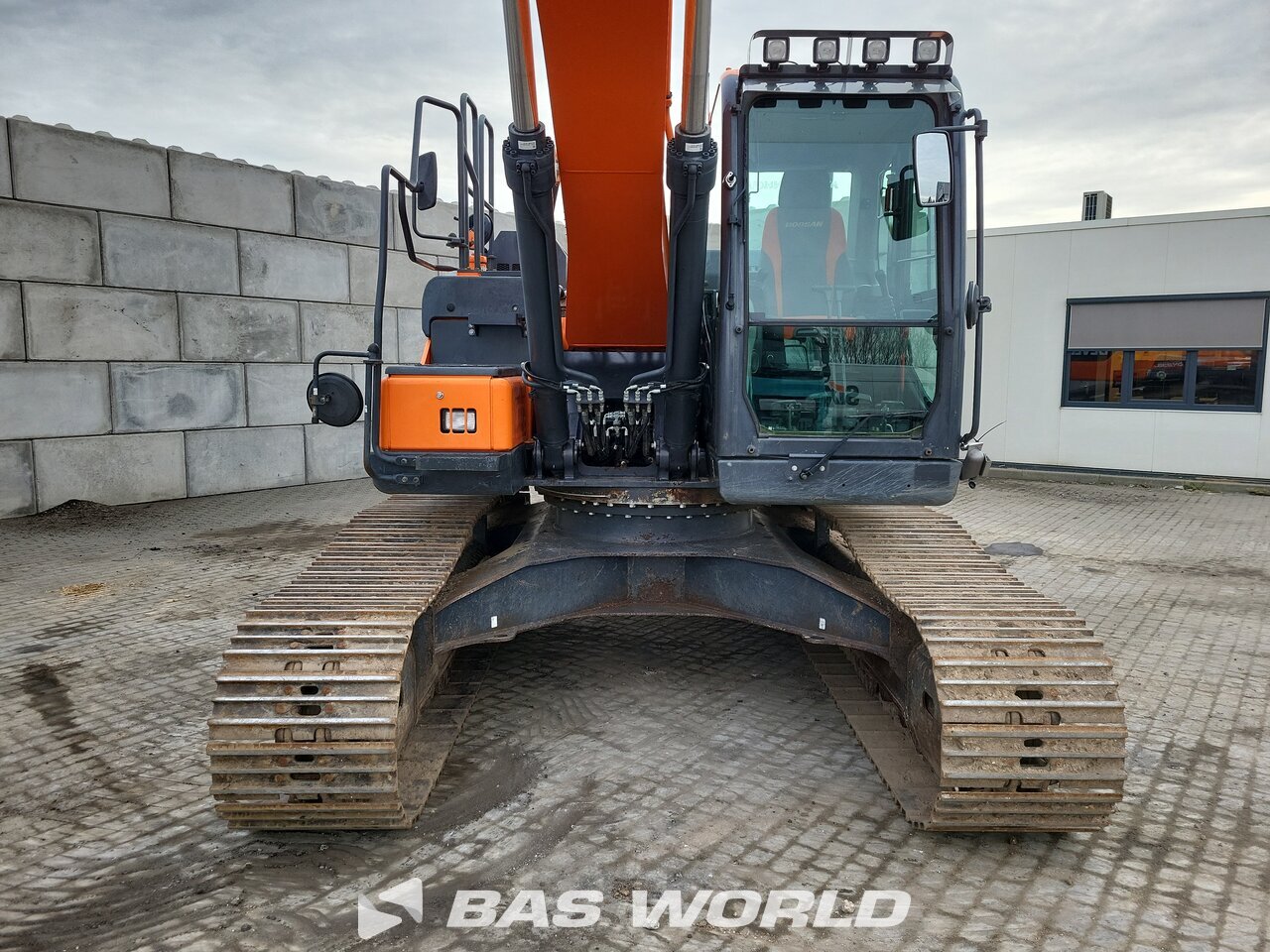 Other : Doosan DX235 LC-5 верижен багер