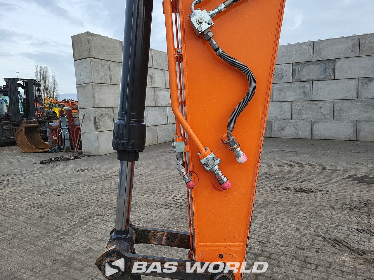 Other : Doosan DX235 LC-5 верижен багер