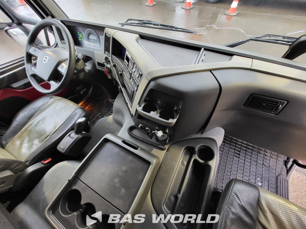 Other : Volvo FM 410 Caja abierta