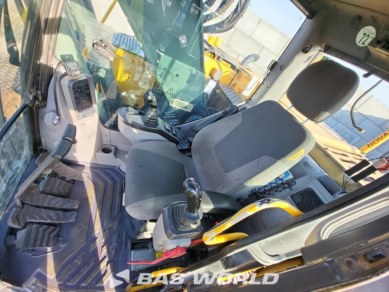 Other : Volvo ECR305 C L Crawler excavators