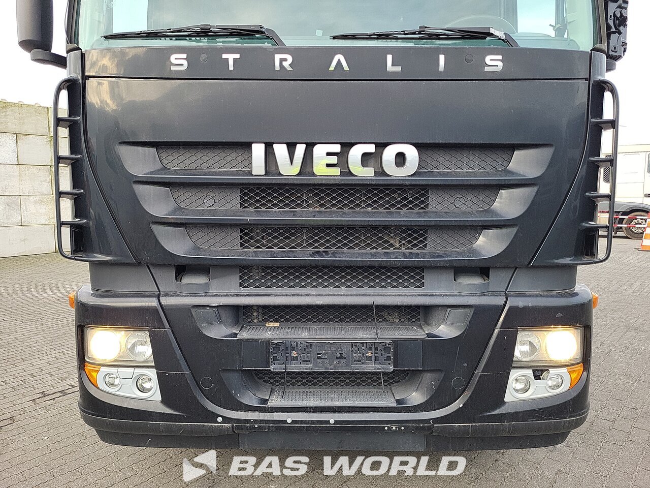 Other : Iveco Stralis 560 Kofferaufbauten