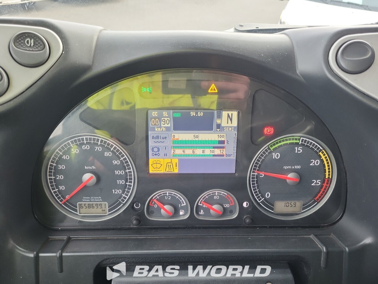 Other : Iveco Stralis 560 Kofferaufbauten