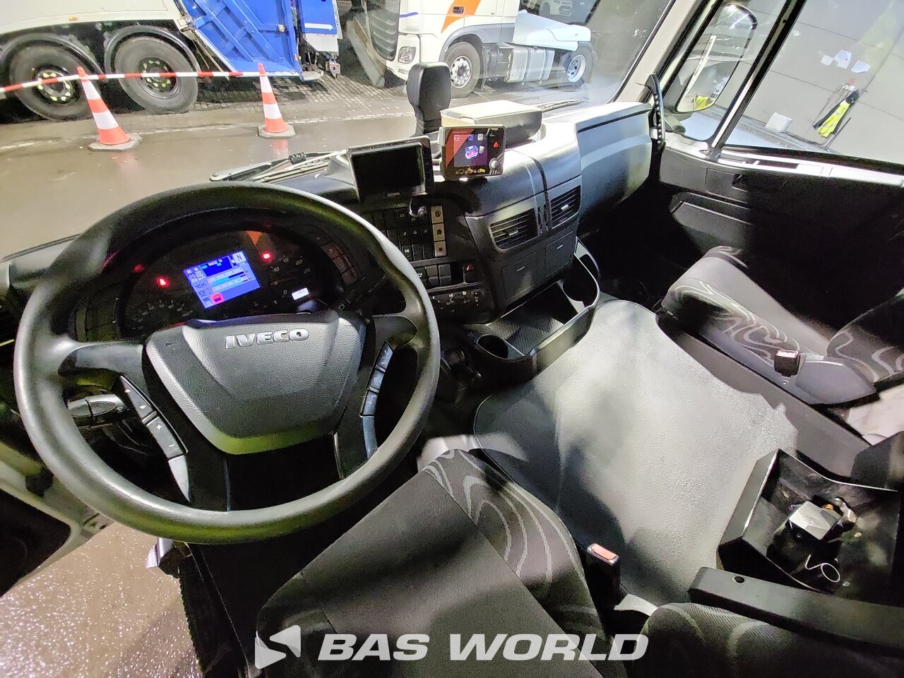 Other : Iveco Stralis 310 Бордови камиони