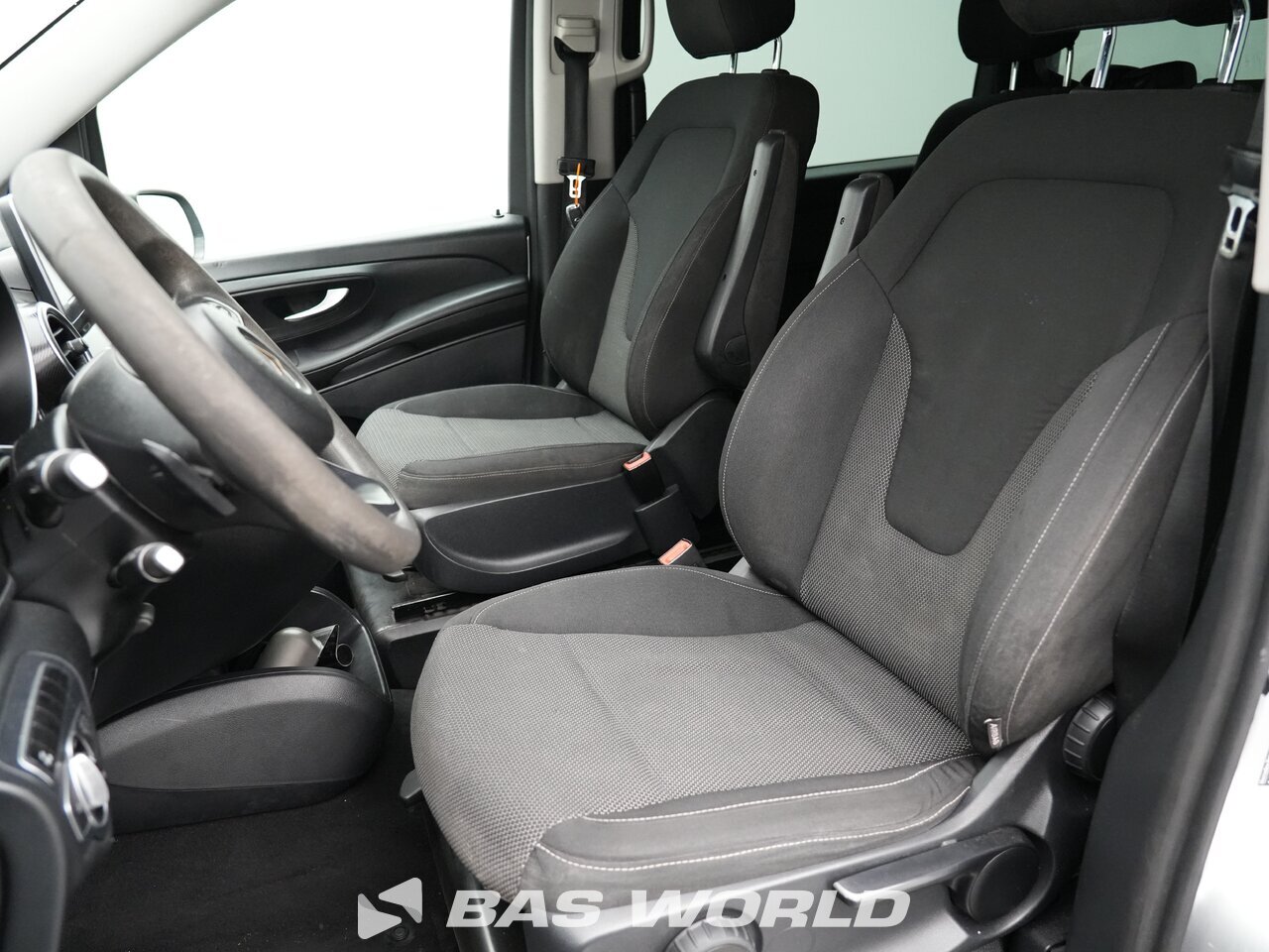 Other : Mercedes V-Klasse 220d Furgoneta cerrada