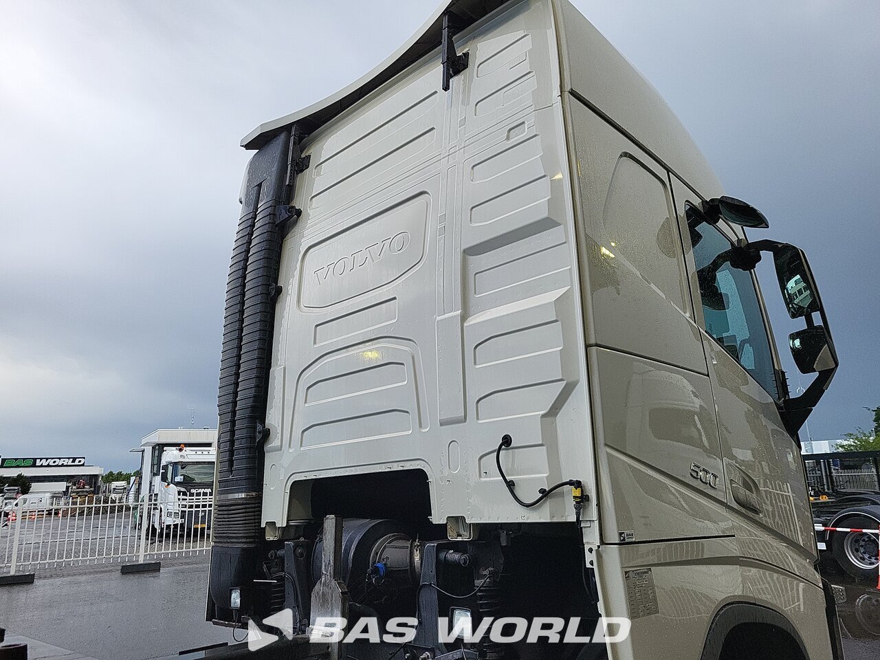Other : Volvo FH 500 Caminhão De Caixa Móvel