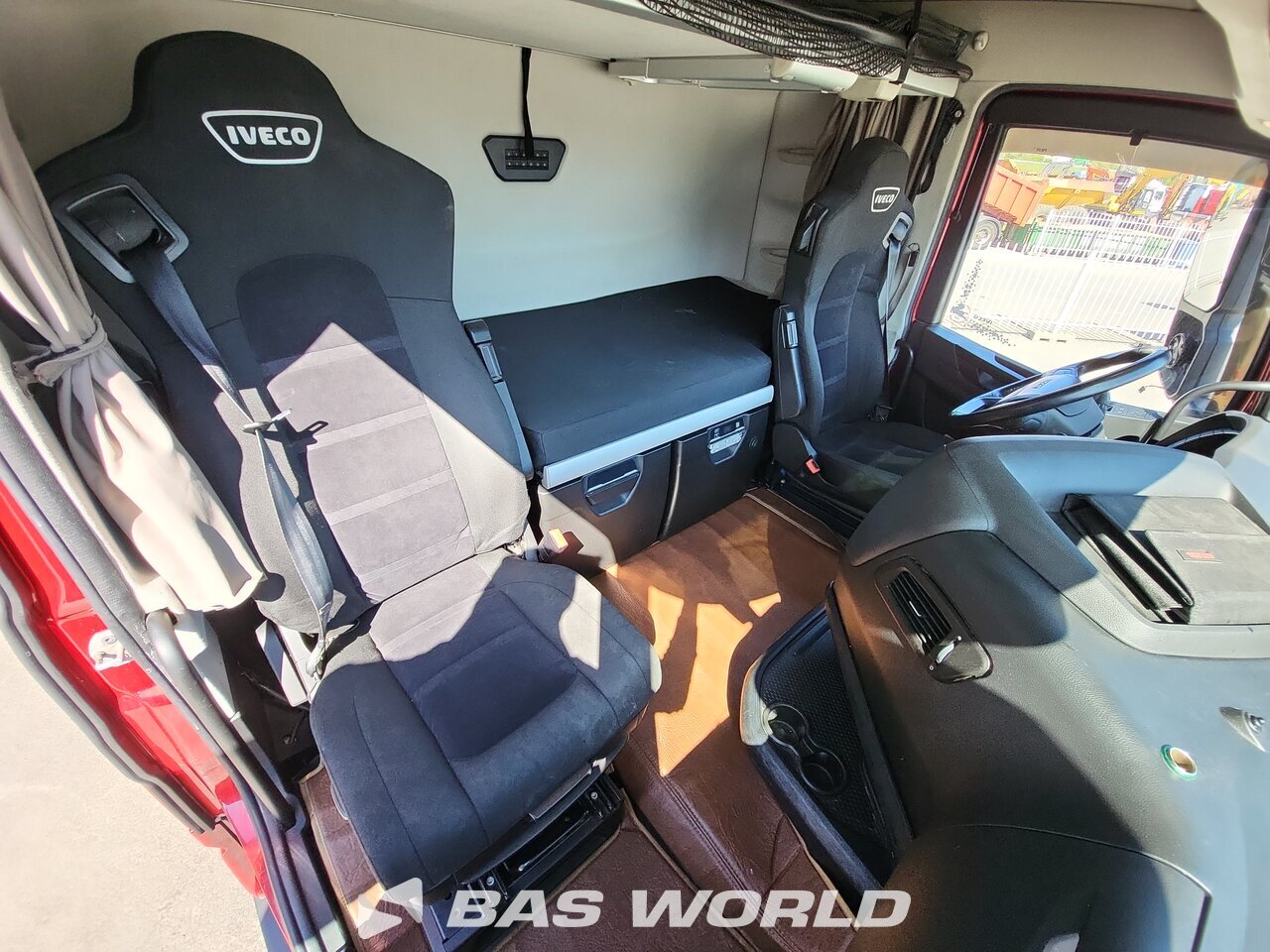 Other : Iveco S-Way 570 Влекач