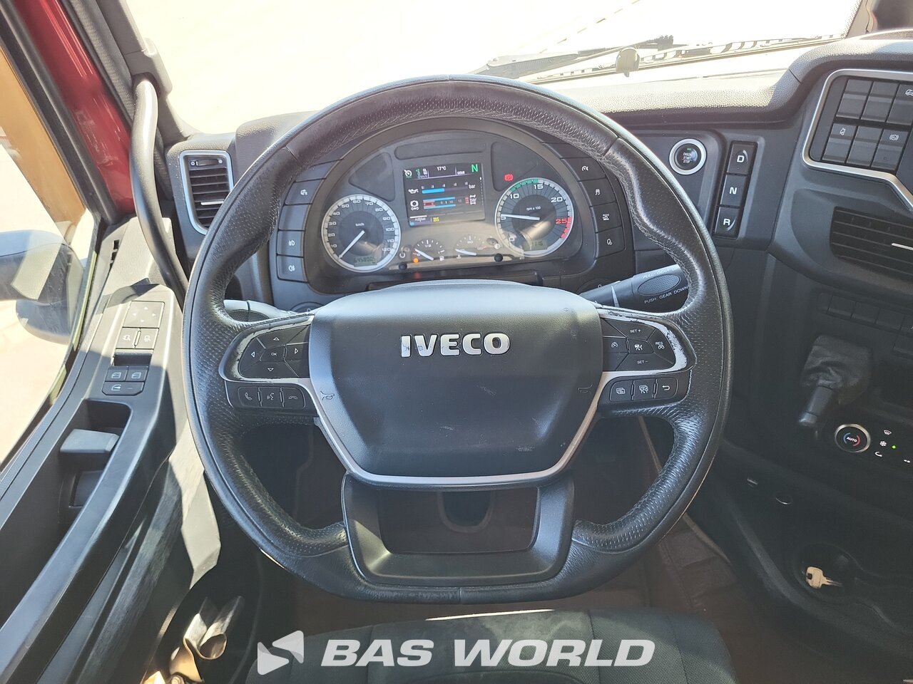 Other : Iveco S-Way 570 Влекач
