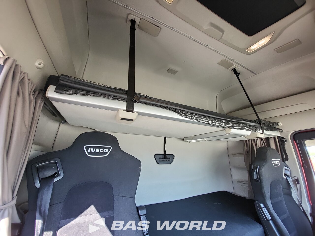 Other : Iveco S-Way 570 Влекач
