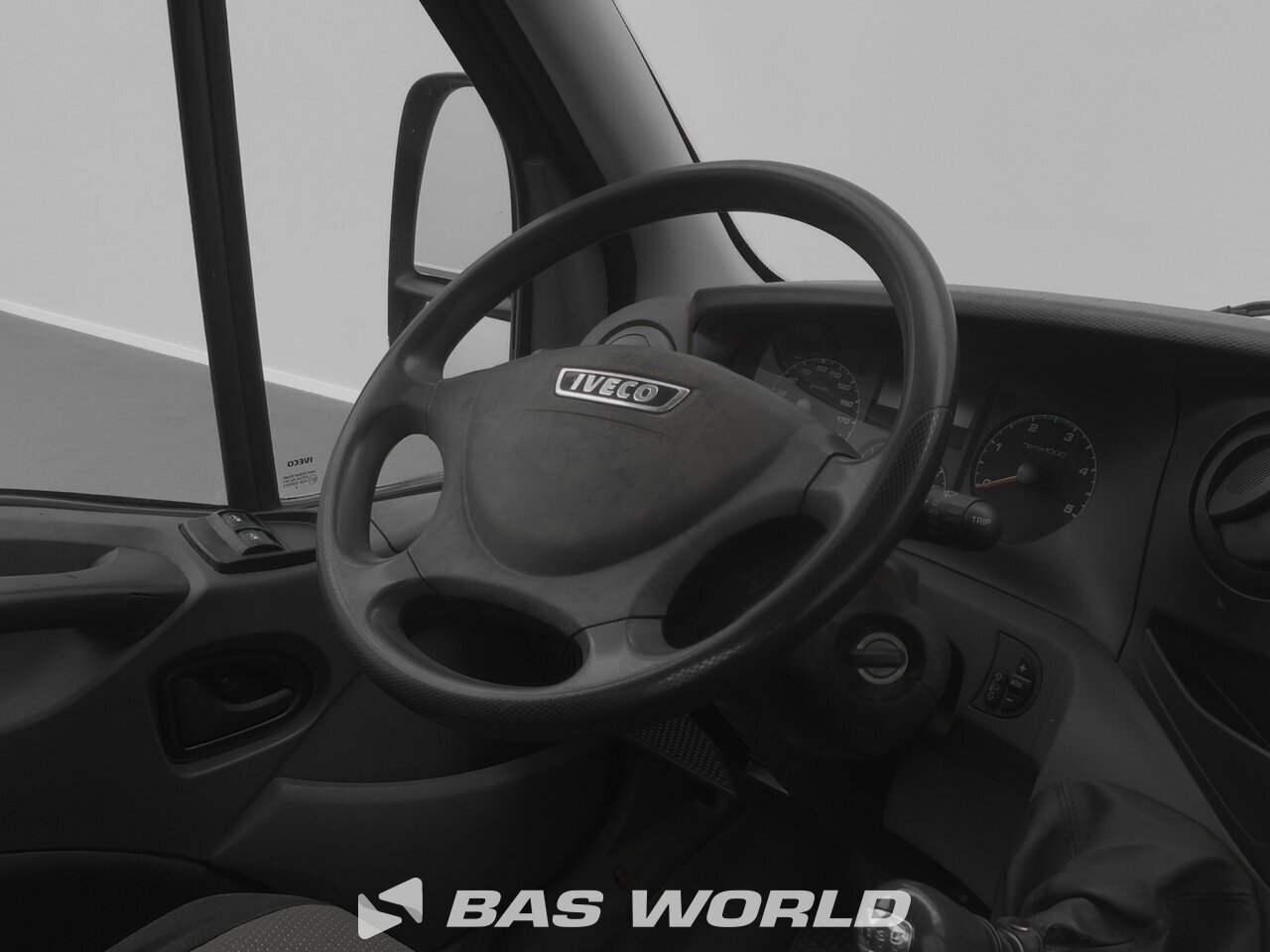 Other : Iveco Daily 35C15 Отворен