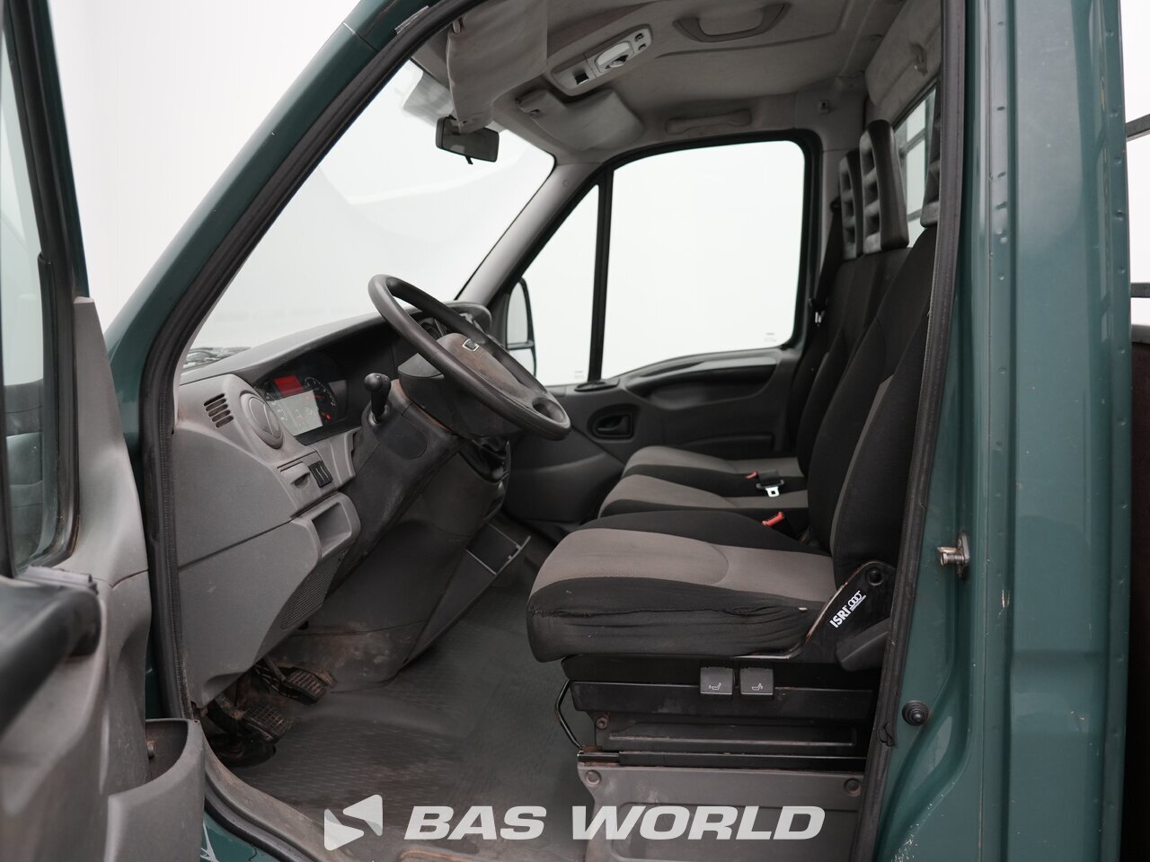 Other : Iveco Daily 35C15 Отворен