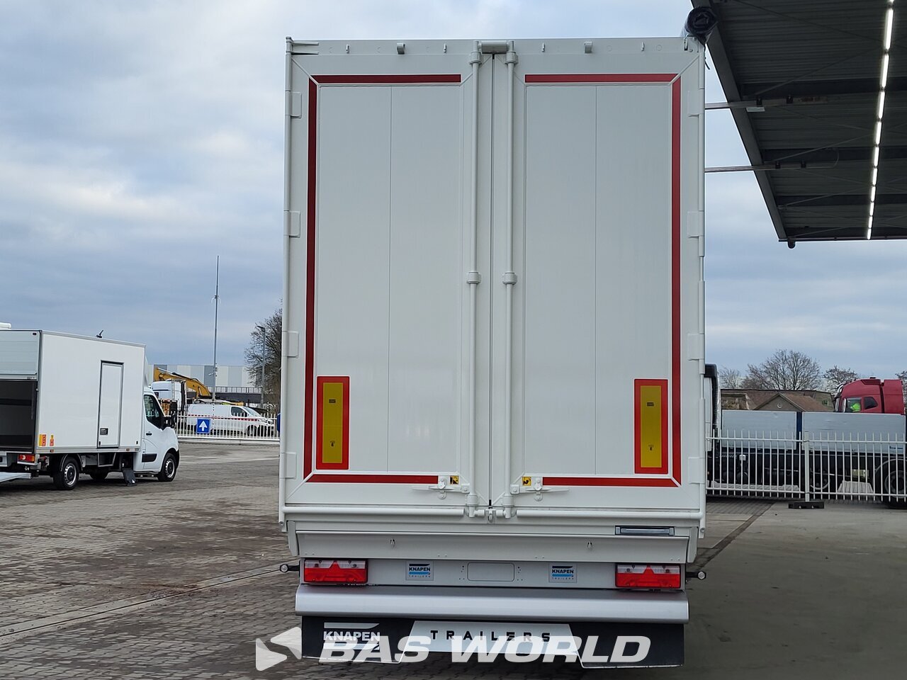 Back : Knapen K100 10MM 92m3 Walking floor