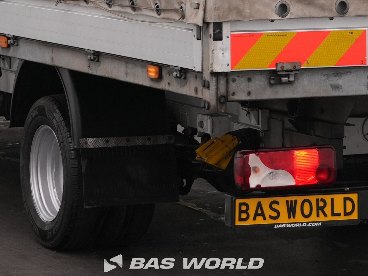 Other : Mercedes Sprinter 519 CDI Schiebeplane