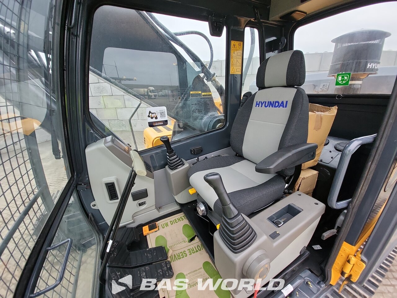 Other : Hyundai R340 L Crawler excavators