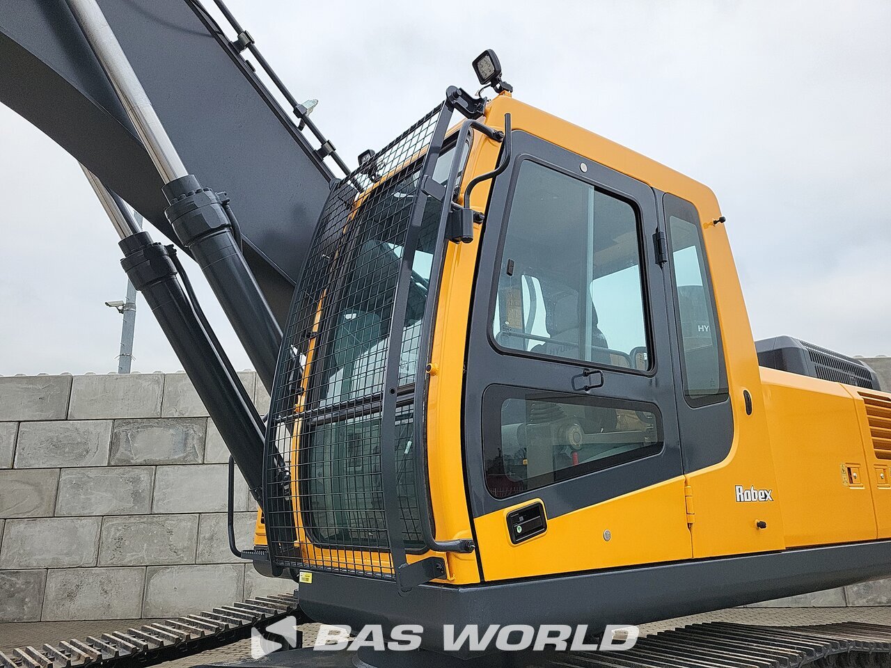 Other : Hyundai R340 L Crawler excavators