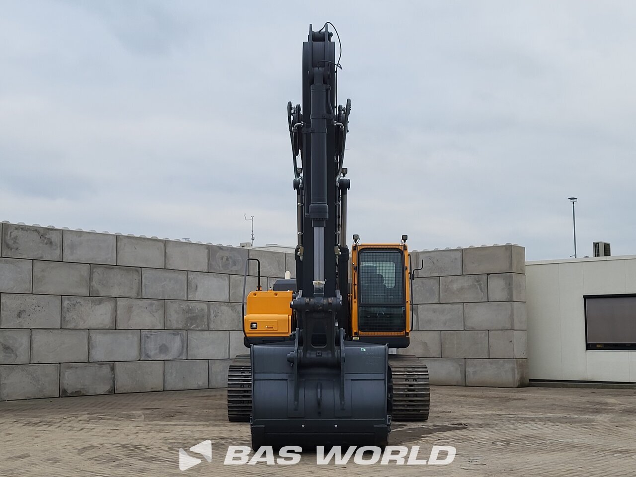 Other : Hyundai R340 L Crawler excavators