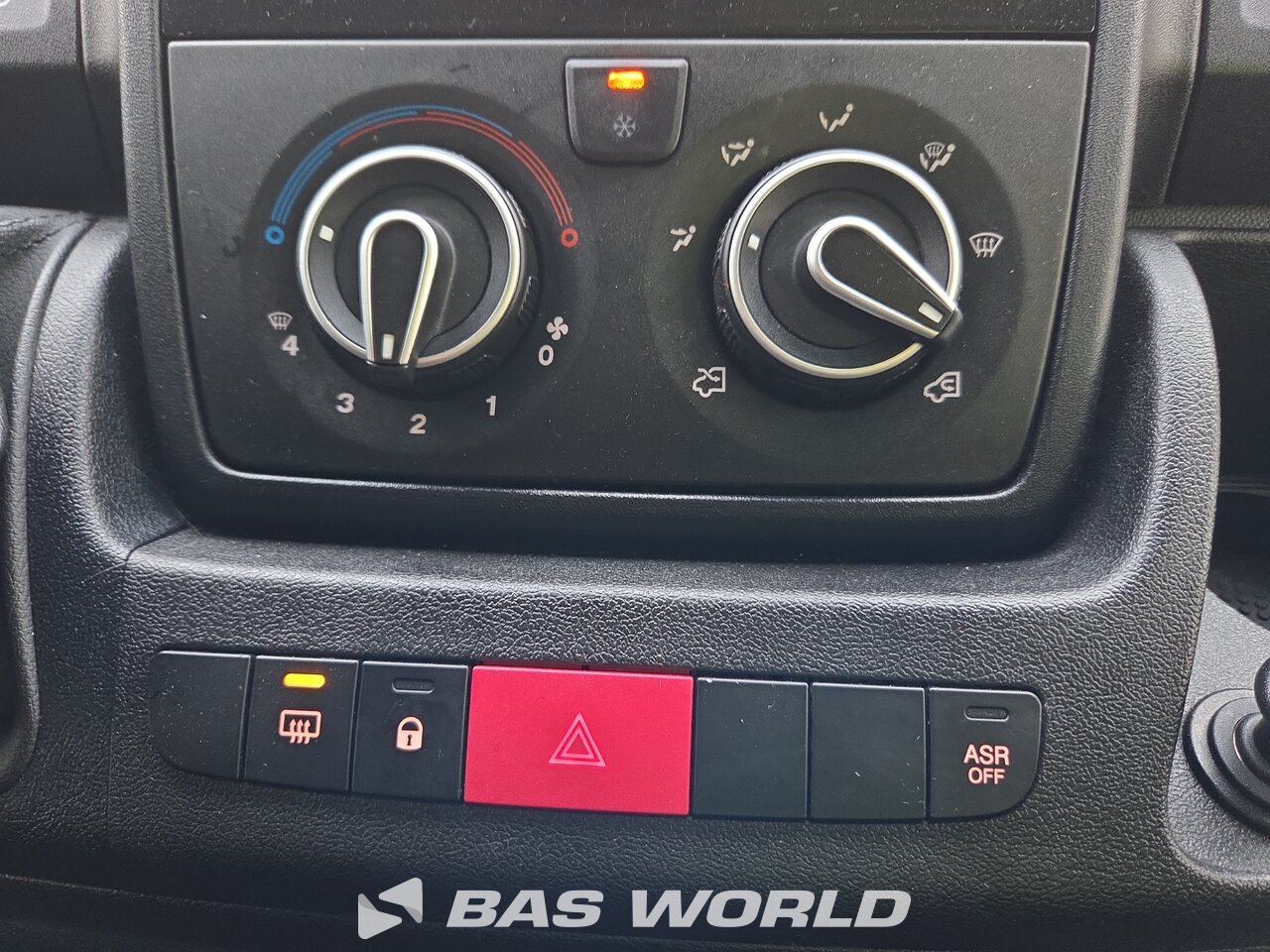 Other : Peugeot Boxer 120pk Minibussar skåpbilar