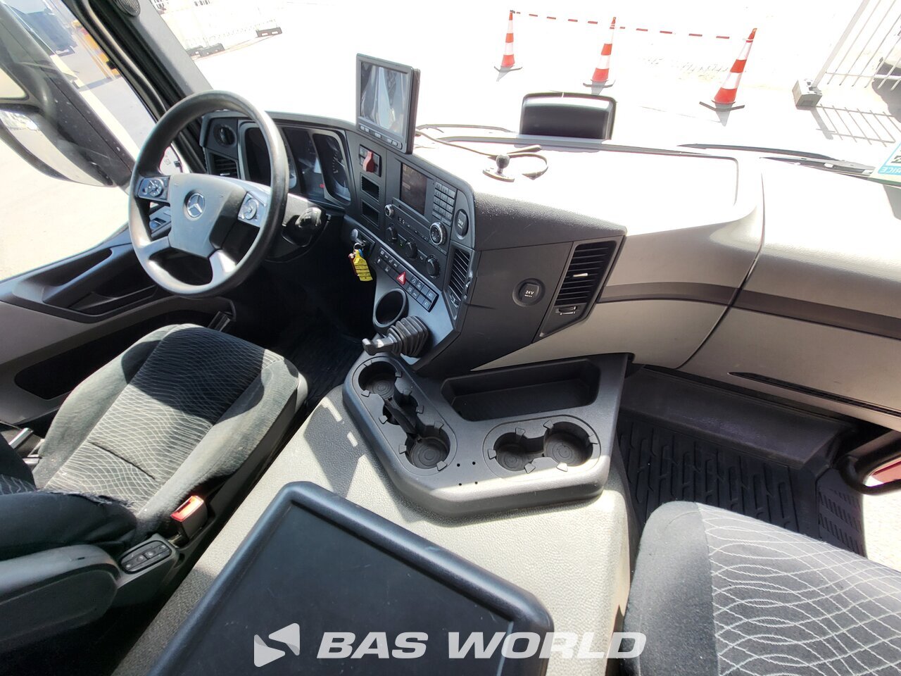 Other : Mercedes Antos 2533 Ciężarówki Z Nadwoziem Wymiennym