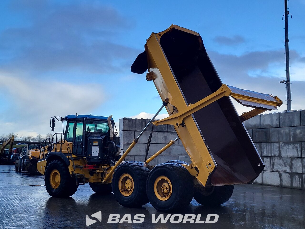 Other : Bell B30 E قلابة مفصلية