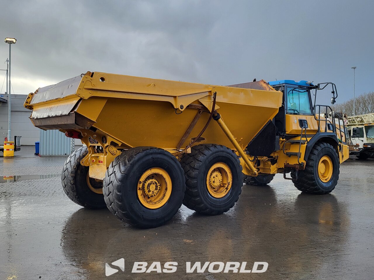 Other : Bell B30 E قلابة مفصلية