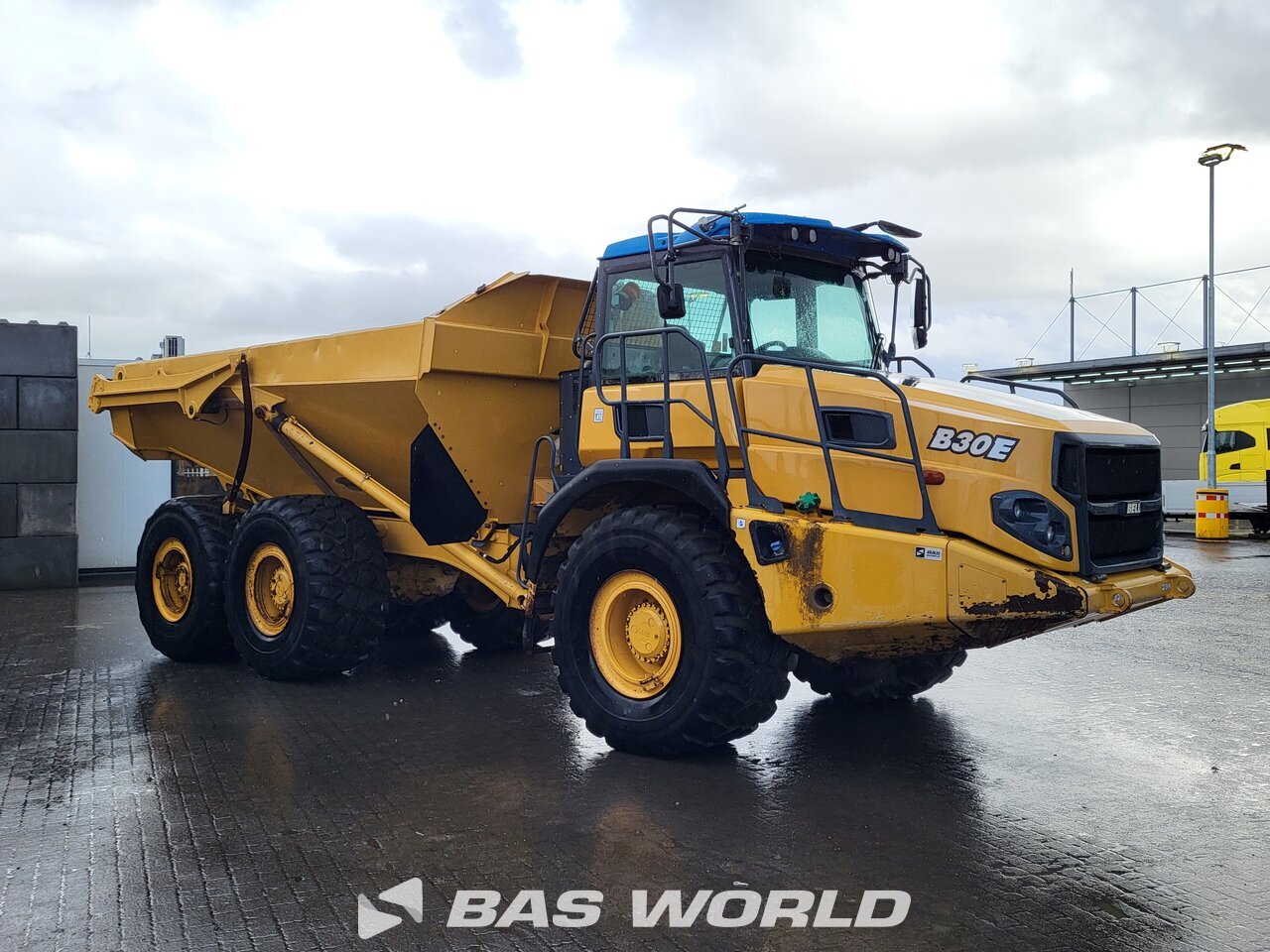 Other : Bell B30 E قلابة مفصلية