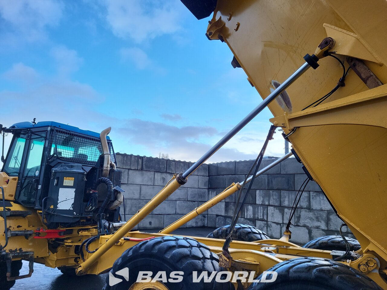 Other : Bell B30 E قلابة مفصلية