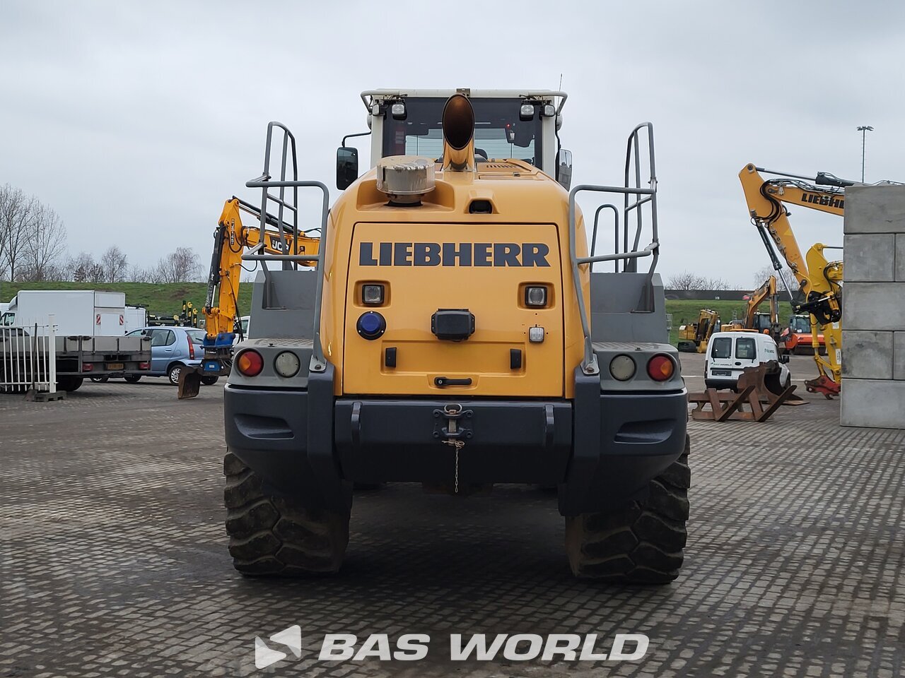 Other : Liebherr L576 جرافات ذات عجلات