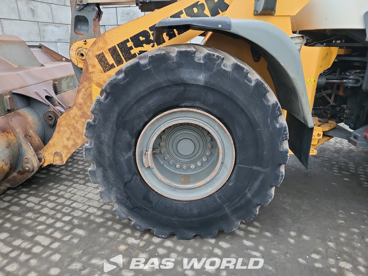Other : Liebherr L576 جرافات ذات عجلات