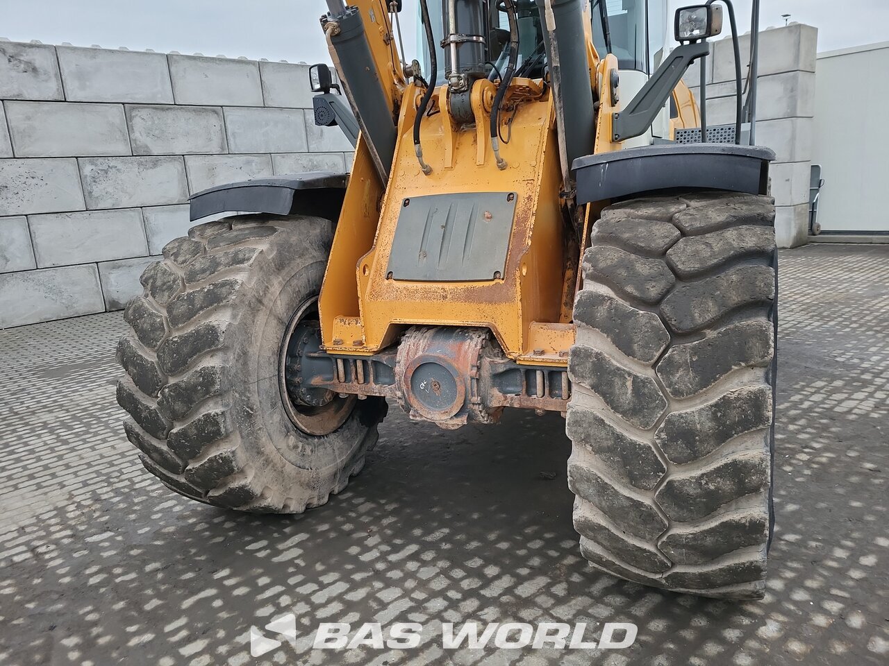 Other : Liebherr L576 جرافات ذات عجلات