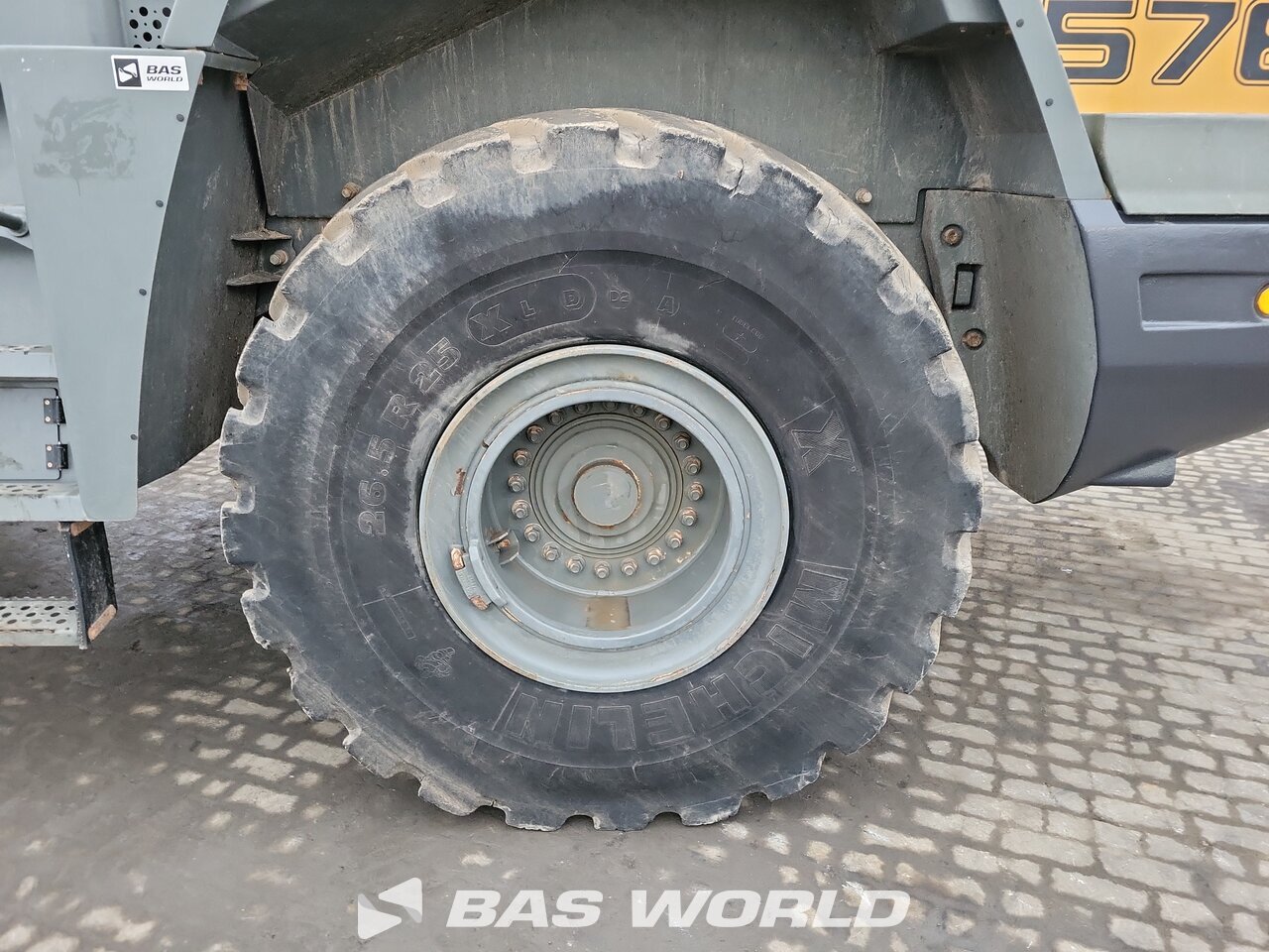Other : Liebherr L576 جرافات ذات عجلات