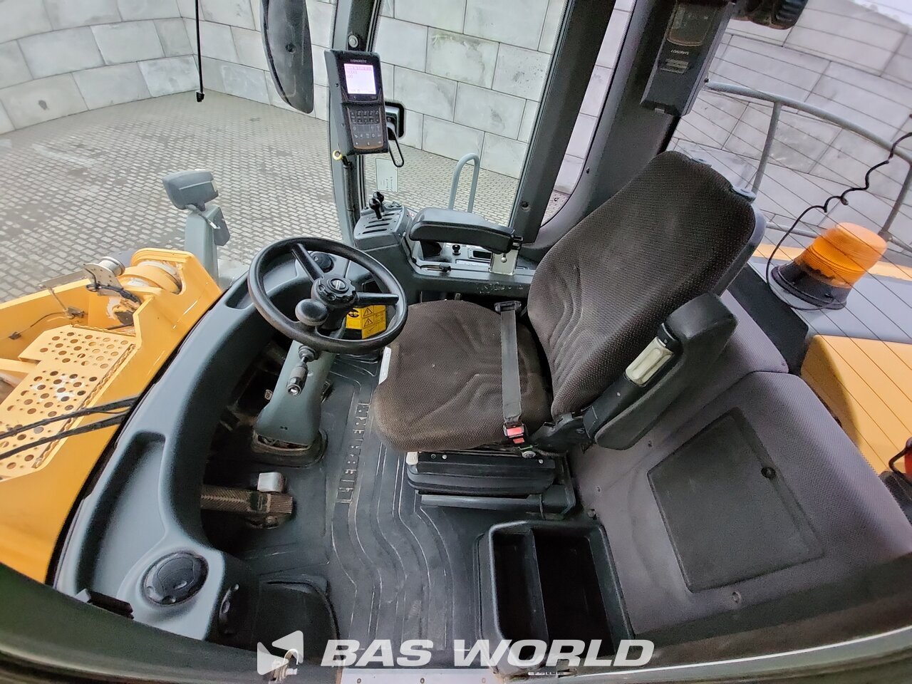 Other : Liebherr L576 جرافات ذات عجلات