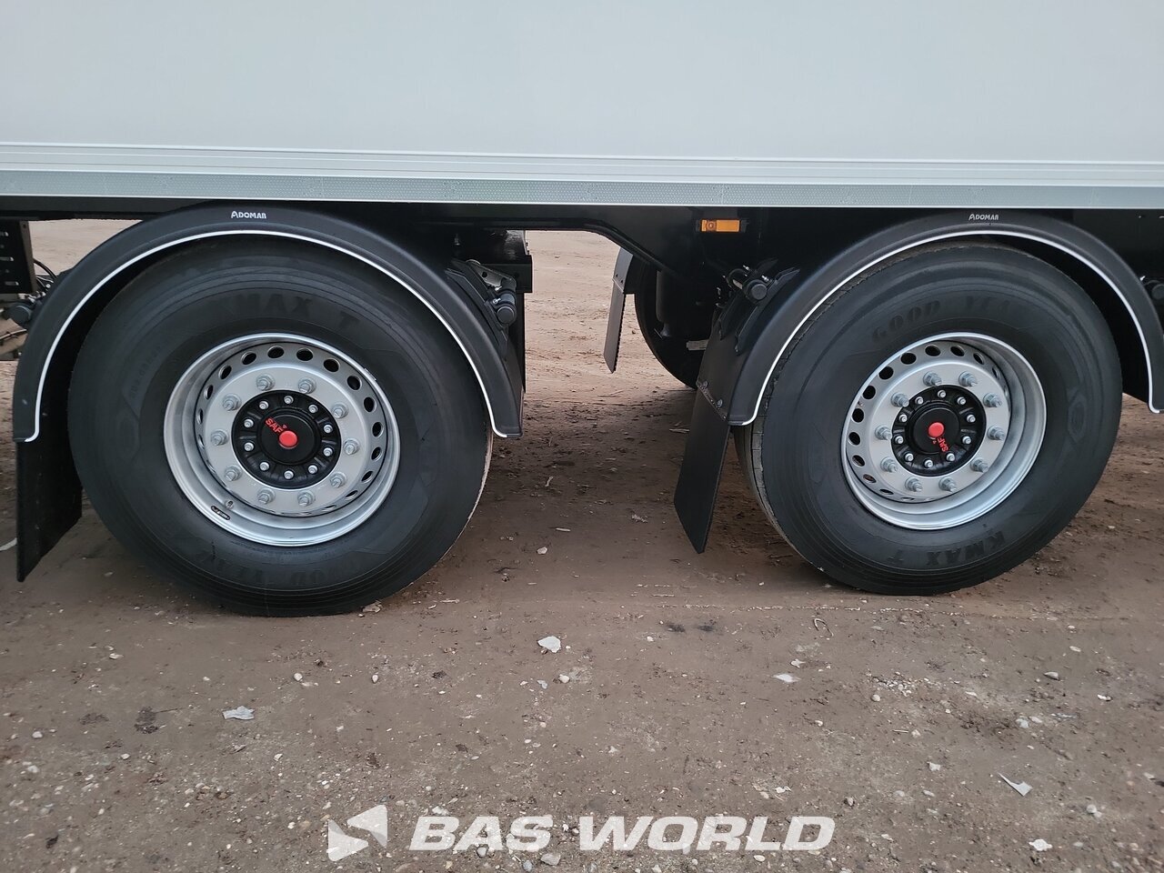 Other : System Trailers Closed Box semi trailer