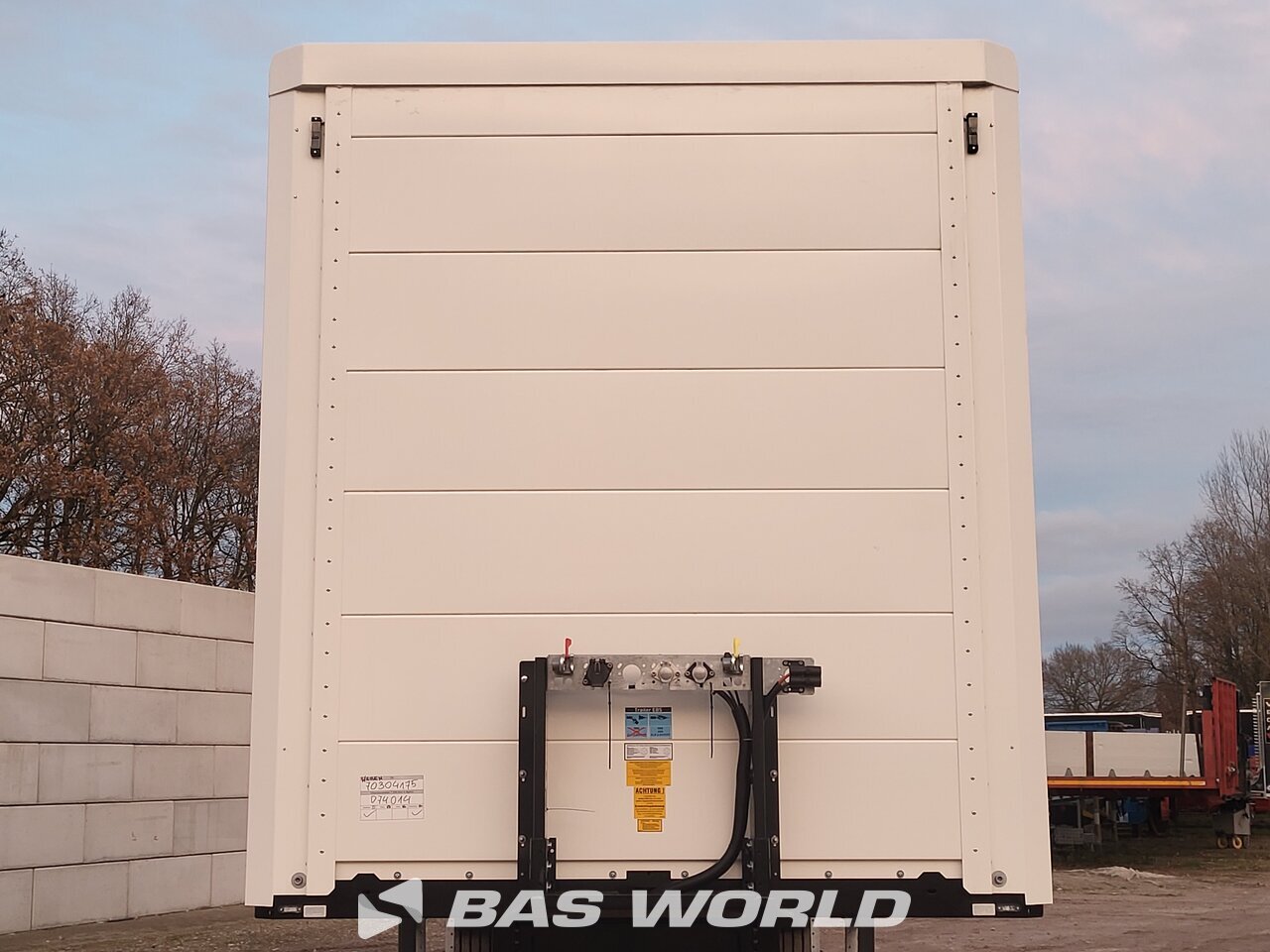 Other : System Trailers Closed Box semi trailer