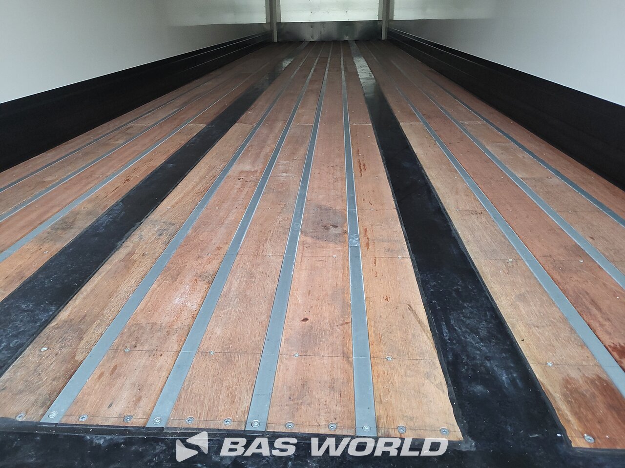 Other : System Trailers Closed Box semi trailer