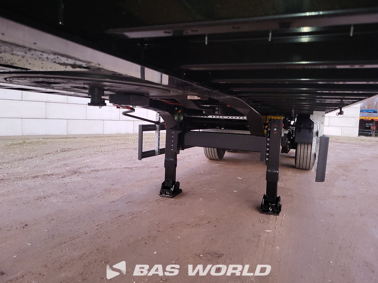 Other : System Trailers Closed Box semi trailer